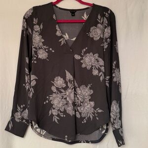 Ann Taylor Charcoal Floral Surplice V-Neck Long Sleeve Blouse — Size S